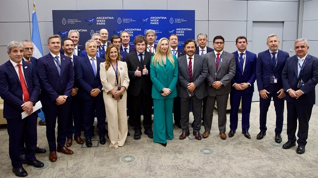 CHACO PRESENTE EN LA ARGENTINA WEEK EN PAR&Iacute;S: ZDERO ACOMPA&Ntilde;&Oacute; LA PRESENTACI&Oacute;N DEL PA&Iacute;S ANTE INVERSORES INTERNACIONALES