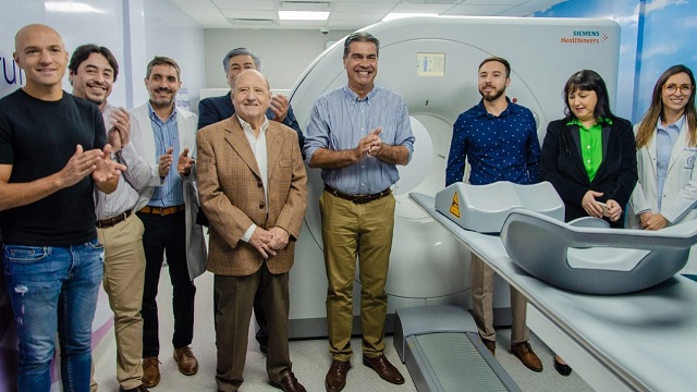 Capitanich inauguró un Tomógrafo de última tecnología para el diagnóstico por imagen y seguimiento oncológico en la provincia 