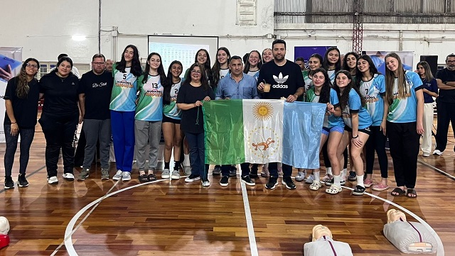 ”Tus manos pueden salvar vidas”: Se realizó una capacitación sobre RCP y primeros auxilios en Sáenz Peña