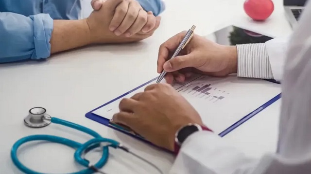 Salud abrió convocatorias para residencias médicas en la Provincia