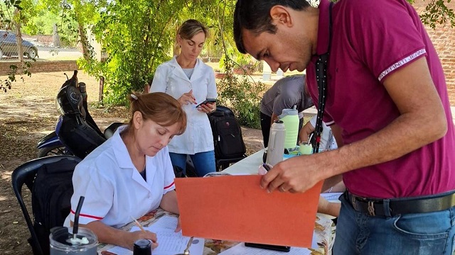 La leche llegó a las Escuelas de El Impenetrable, antes del inicio de Clases 
