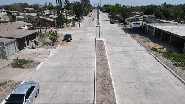 Vialidad Provincial: La pavimentación de la Avenida Edison presenta un avance del 40 por ciento en su ejecución 