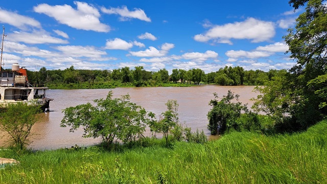 El río Paraná alcanzó su nivel de alerta y permanecerá en ascenso