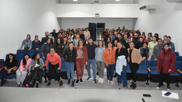 Villa Berthet: Reunión con docentes Berthenses que se trasladan a otras localidades a ejercer su profesión