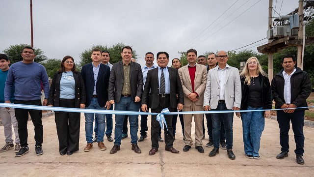 FUERTE IMPULSO AL NORTE: PAVIMENTO Y ANUNCIO DE VIVIENDAS EN EL ANIVERSARIO 126 DE MISI&Oacute;N NUEVA POMPEYA