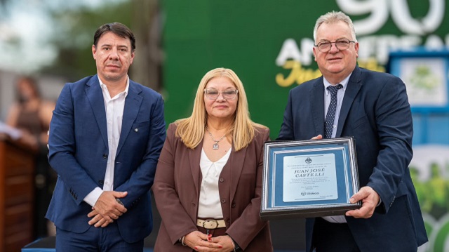 Juan Jos&eacute; Castelli Celebr&oacute; 90 A&ntilde;os de Historia e Identidad  