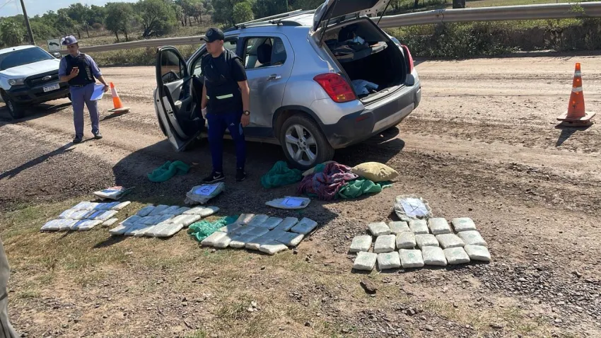 Atraparon a un hombre con casi 20 kilos de marihuana en cercanías de la Isla del Cerrito
