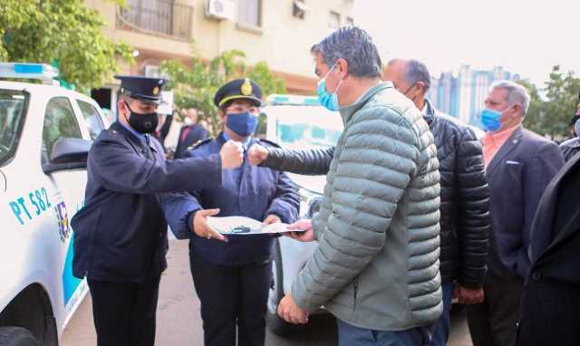 Villa Ángela: Diez camionetas y cinco motocicletas 0 Km para reforzar la prevención y el servicio de seguridad
