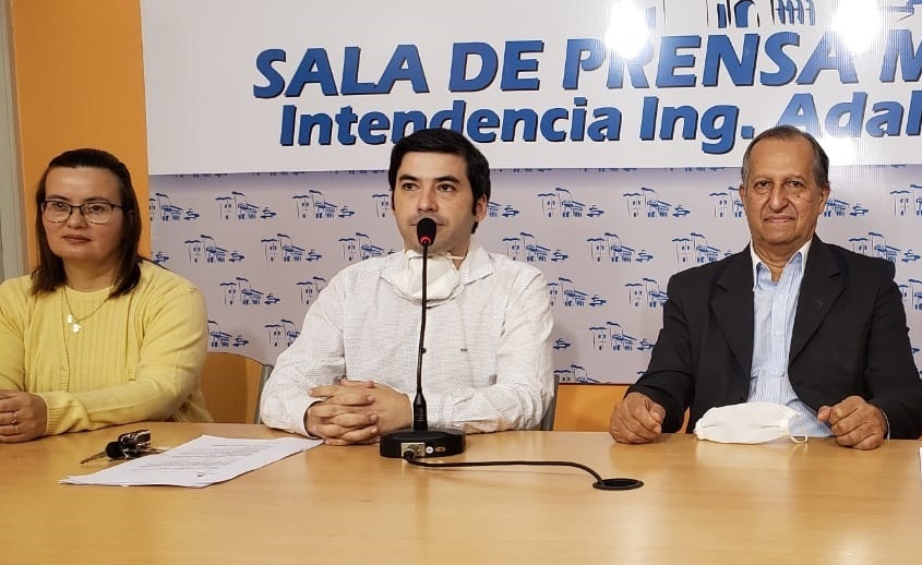 El  Intendente presento a las nuevas autoridades del Hospital Salvador Mazza  