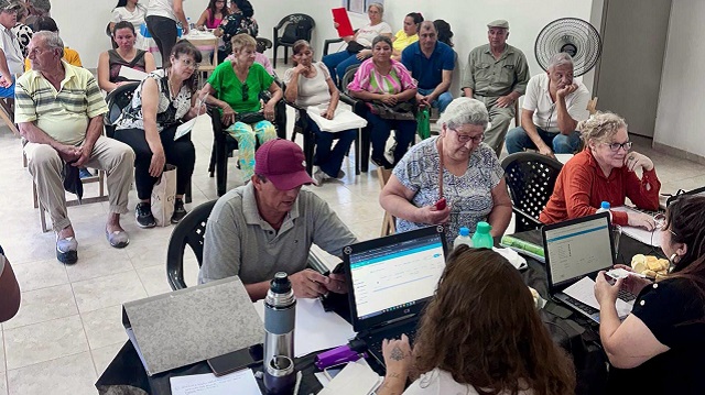 Las Garcitas: Se realizó un nuevo operativo del Instituto de Vivienda 