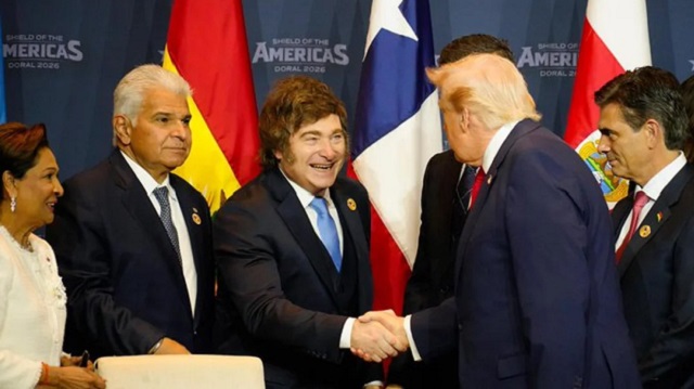 Milei particip&oacute; de la cumbre "Escudo de las Am&eacute;ricas" y ratific&oacute; su alianza con Trump