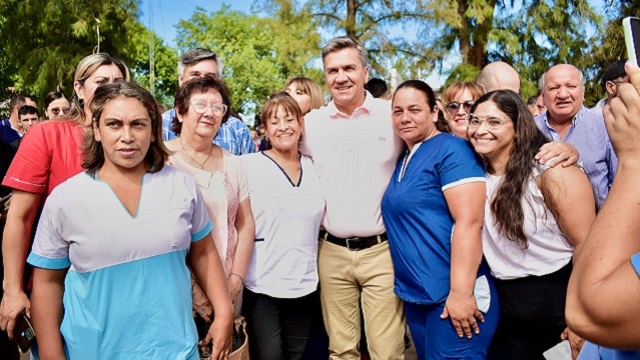 Gral. San Martín: El Gobernador Zdero constató el avance de obras del Hospital “Félix A. Pértile” y entregó una ambulancia