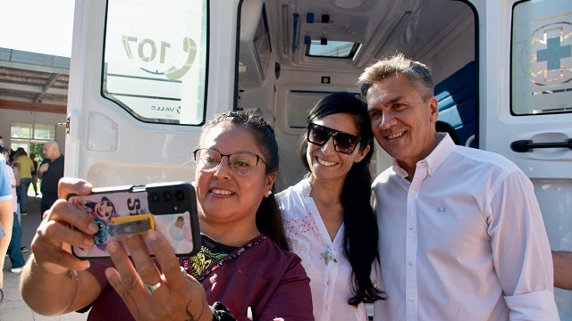 Las Palmas: Entrega de ambulancia para reforzar la Red Sanitaria Provincial 