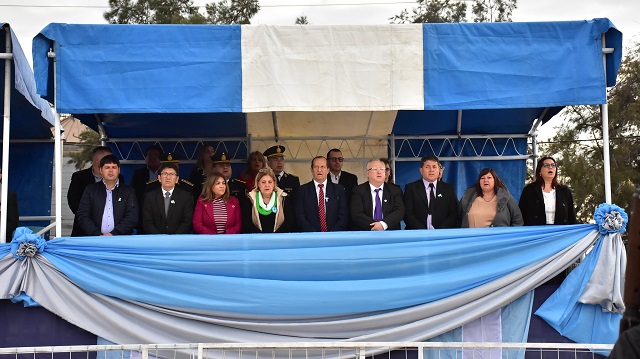 Acto Oficial del 9 de Julio: El Intendente Adalberto Papp encabezó la celebración por el Día de la Independencia en Villa Ángela