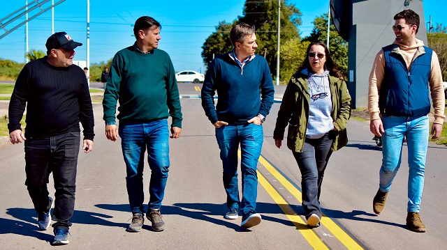 EN QUITILIPI: EL GOBERNADOR ZDERO CONSTATÓ LA OBRA DE REPAVIMENTACIÓN DEL ACCESO PRINCIPAL