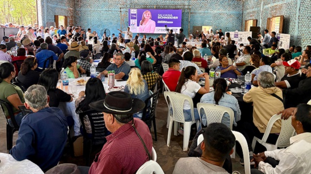 Lista 503 en Miraflores: “Los que destruyeron el Chaco ahora vienen a prometer lo que nunca cumplieron” dijo Silvana Schneider 