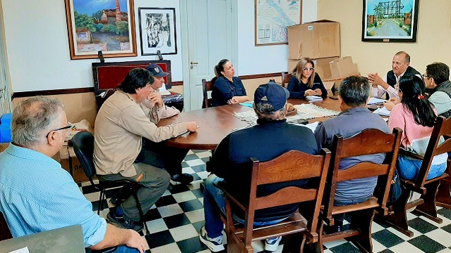 Municipalidad de Villa Angela: El Intendente Adalberto Papp destacó la aprobación de 12 nuevas cuadras de pavimento y solicitó al Concejo agilizar los demás proyectos