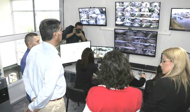 Capitanich puso en marcha el renovado centro de monitoreo de Barranqueras  