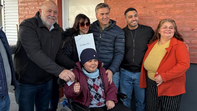 Un Nuevo Comienzo: Familias de Coronel Du Graty accedieron a su Vivienda Propia