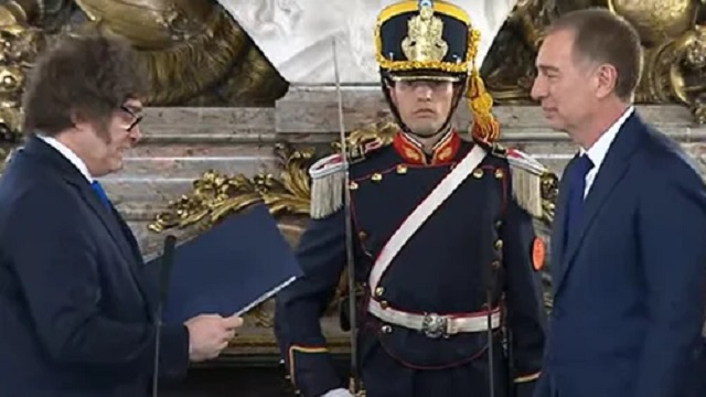 Santilli jur&oacute; su cargo como ministro del Interior