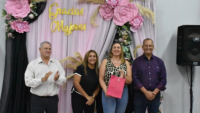 Alejandra Bühler  destacó la diversidad y fortaleza de las Mujeres en el Acto por el Día Internacional de la Mujer 