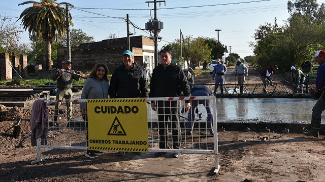 Villa Ángela avanza en la última etapa del pavimento proyectado 