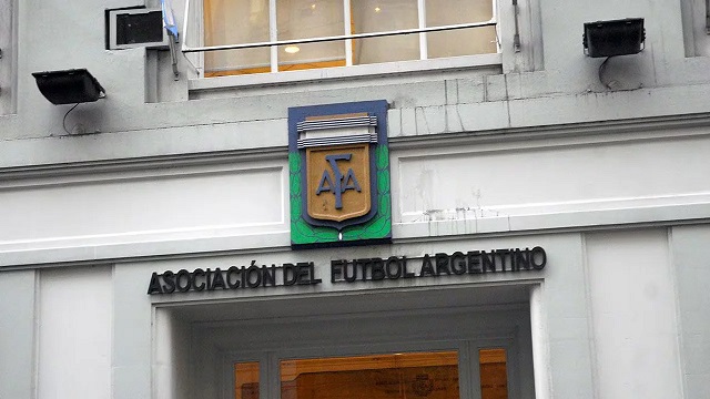 AFA respondi&oacute; a la denuncia de Bullrich con los logros de la gesti&oacute;n de Tapia