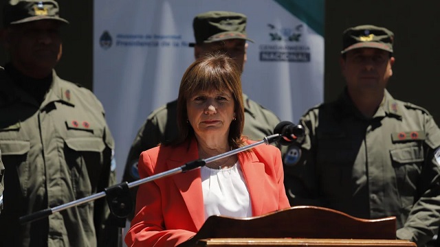 Tras el fuerte posteo de Toviggino, Bullrich respondió: “es contra vos y Tapia"