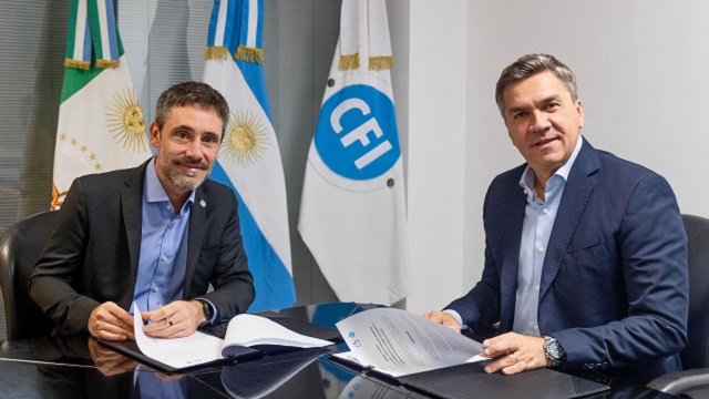Buenos Aires: Jornada de trabajo del Gobernador Zdero junto al CFI