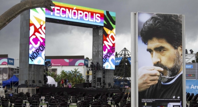 La TV Pública emite hoy el concierto homenaje a Maradona realizado en Tecnópolis