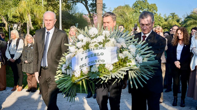 RESISTENCIA: EL GOBERNADOR ZDERO ACOMPAÑÓ EL HOMENAJE A SAN MARTÍN EN EL 175° ANIVERSARIO DE SU PASO A LA INMORTALIDAD
