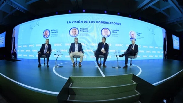 Gobernadores piden reflotar el Pacto de Mayo