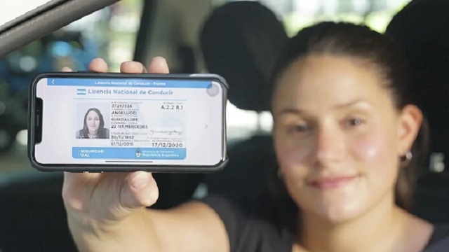 Ley de Tránsito: el Gobierno oficializó cambios en la licencia de conducir, VTV y peajes