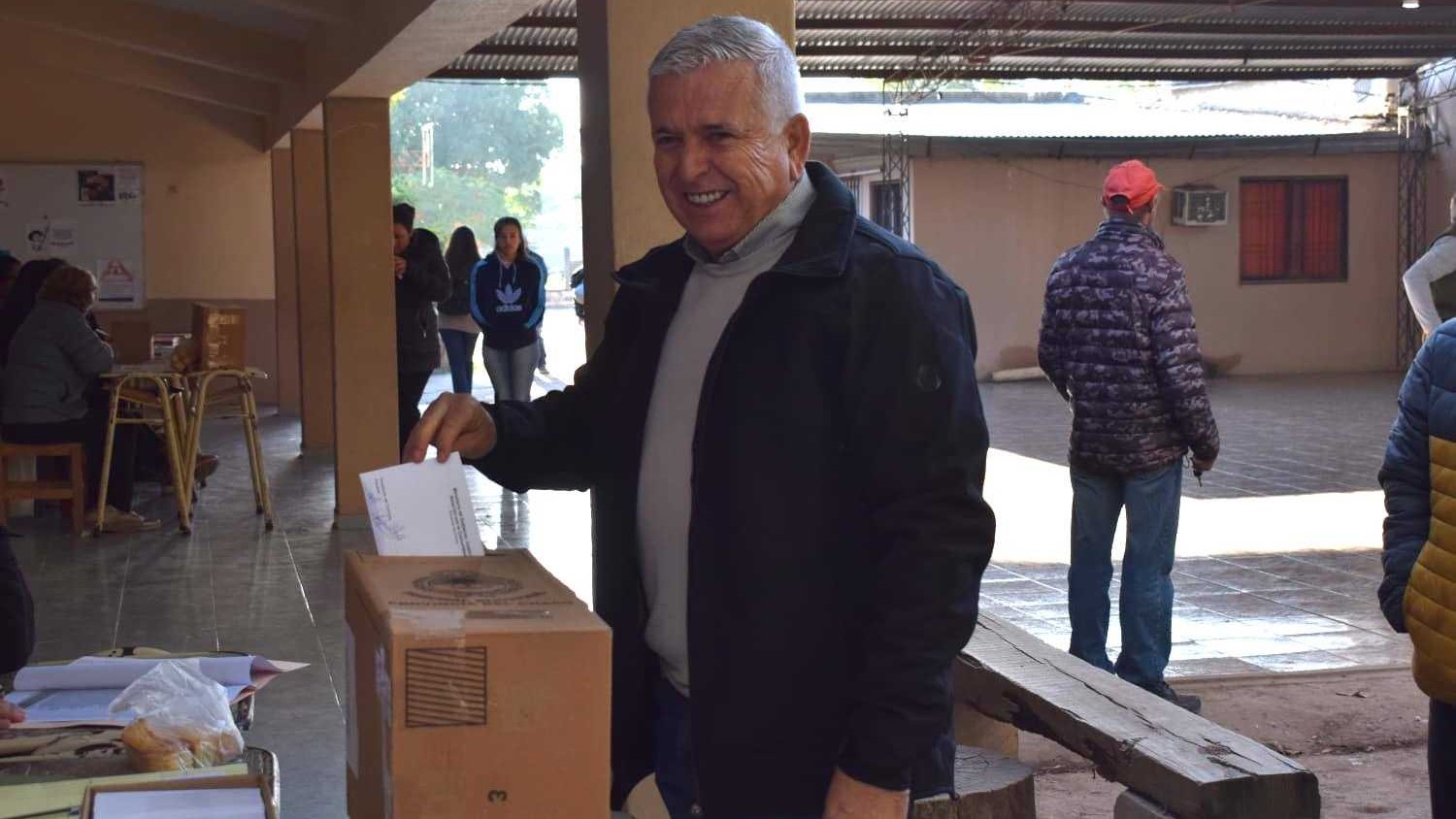 Juan Carlos Polini votó en Du Graty