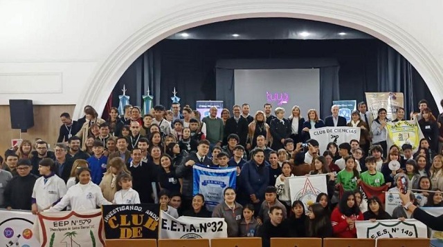 Educación organizo el encuentro provincial de Clubes de Ciencias “Científicos Por Un Día”