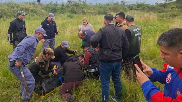 Luego de varios d&iacute;as de b&uacute;squeda: Encontraron con vida a Jonathan Blanco en Puerto Tirol 