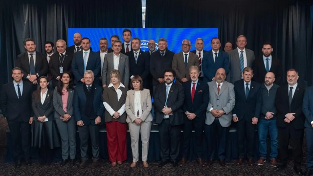 Emotivo homenaje a las víctimas del atentado a la AMIA en la previa de un nuevo aniversario