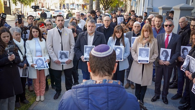 “La memoria no prescribe y la verdad es una deuda que aún duele”, dijo la Vicegobernadora Schneider a 31 años del atentado a la AMIA  