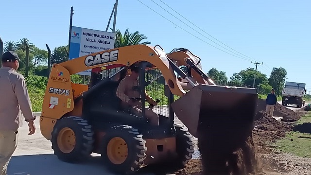 Villa Angela: El Municipio avanza en la reparaci&oacute;n de calles 