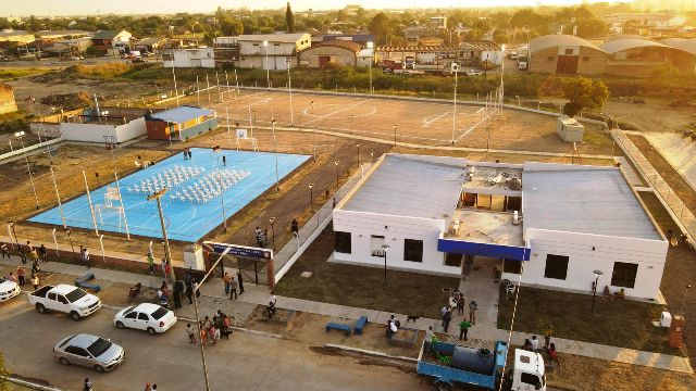 Capitanich inauguró un Centro Preventivo de Adicciones y un Polideportivo en el Barrio Toba de Resistencia  