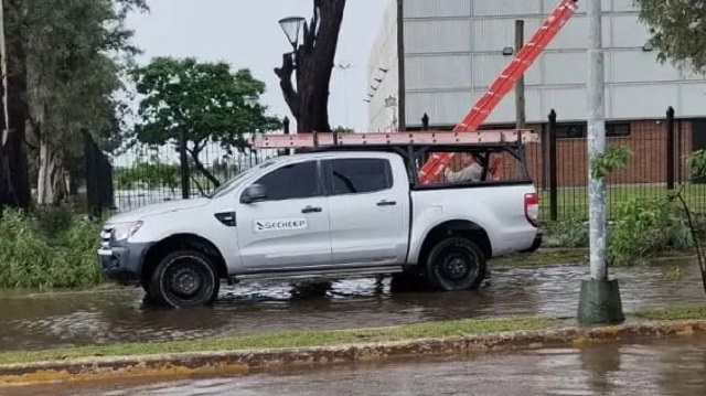 SECHEEP: El temporal dej&oacute; da&ntilde;os estructurales y se trabaja en la normalizaci&oacute;n del servicio 
