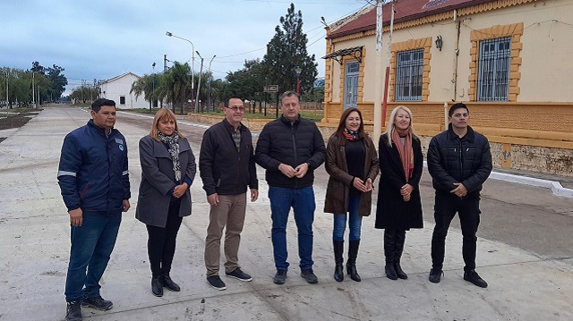 Villa Angela: Trabajo conjunto entre Sameep y Vialidad Provincial permitieron repavimentar la Calle J.B. Justo tras reemplazar un colector cloacal clave 
