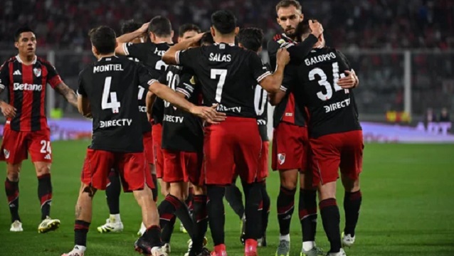 River goleó a Instituto de Córdoba en el marco de la segunda fecha del Torneo Clausura de la Liga Profesional