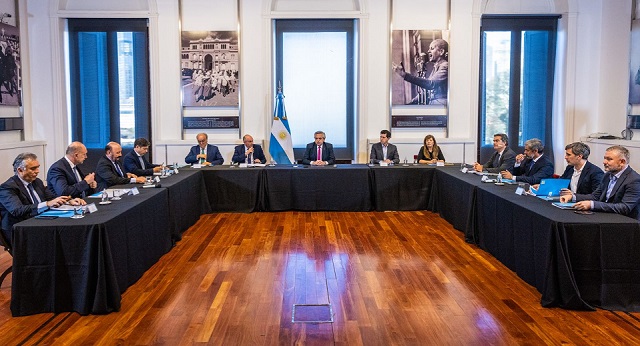 Hidrovía: Capitanich reclamó Obras inmediatas para las Vías Secundarias y acceso a los Puertos de Barranqueras y Las Palmas  