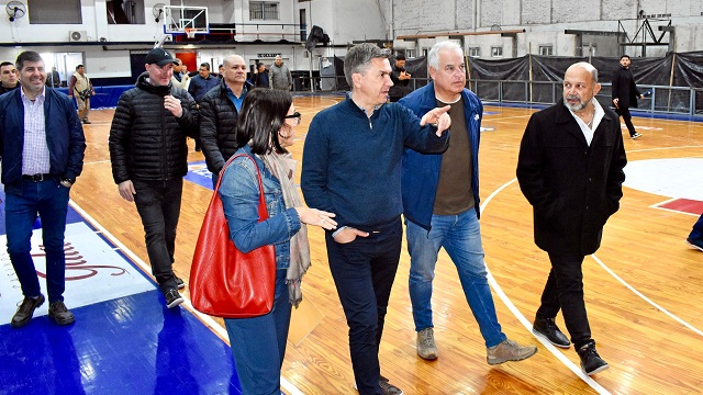 Resistencia: El Gobernador Zdero constató el avance de las obras en el Club Villa San Martín 