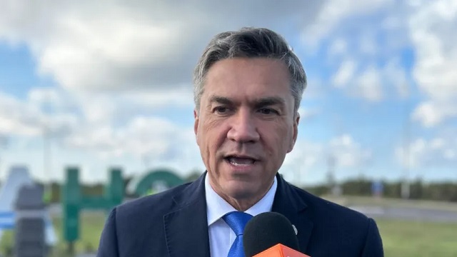 "Invito a todos, no a los cagones": Zdero llamó a enfrentar al kirchnerismo con Milei