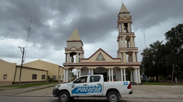 Este s&aacute;bado, abandonaron un beb&eacute; frente a una iglesia en Villa Berthet