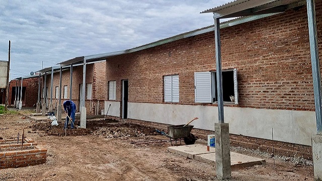 Viviendas en marcha: Avanzan las obras en el Barrio Piñeyro y Puerta del Sol en Sáenz Peña 