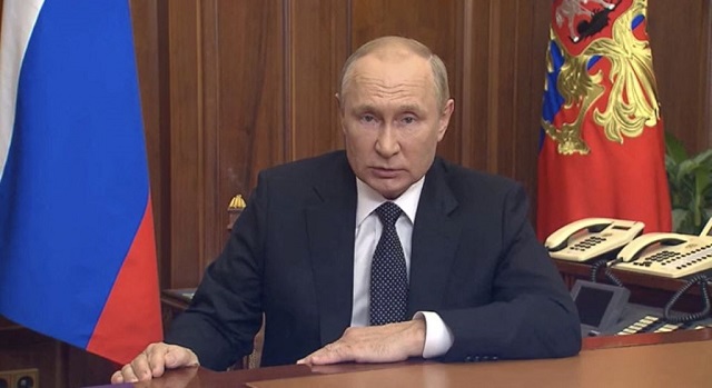 Putin moviliza más tropas hacia Ucrania y amenaza a Occidente con usar armas nucleares