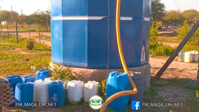 El Municipio continúa colaborando con Sameep en la distribución de agua a la comunidad 